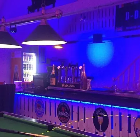 캠프장 Calme Proche De La